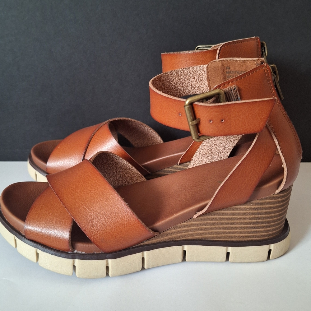 MIA Women's Lauri Wedge Strap Zip Up Cognac Tan Sandals Size 7 - Picture 8 of 8